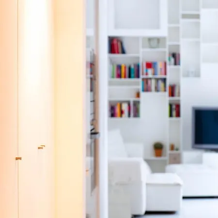 Hbhall Navigli 6b Milan