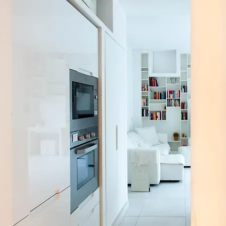 Apartment Hbhall Navigli 6b