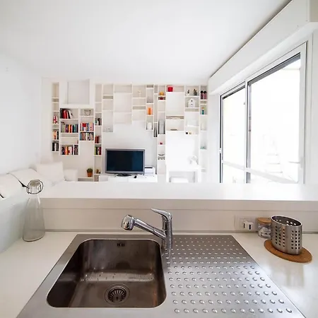 Apartment Hbhall Navigli 6b